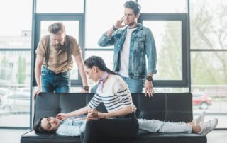 omdlenie pierwsza pomoc