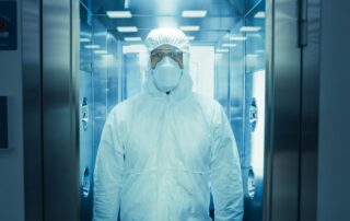 Komora dekontaminacyjna - czym jest i jak działa?